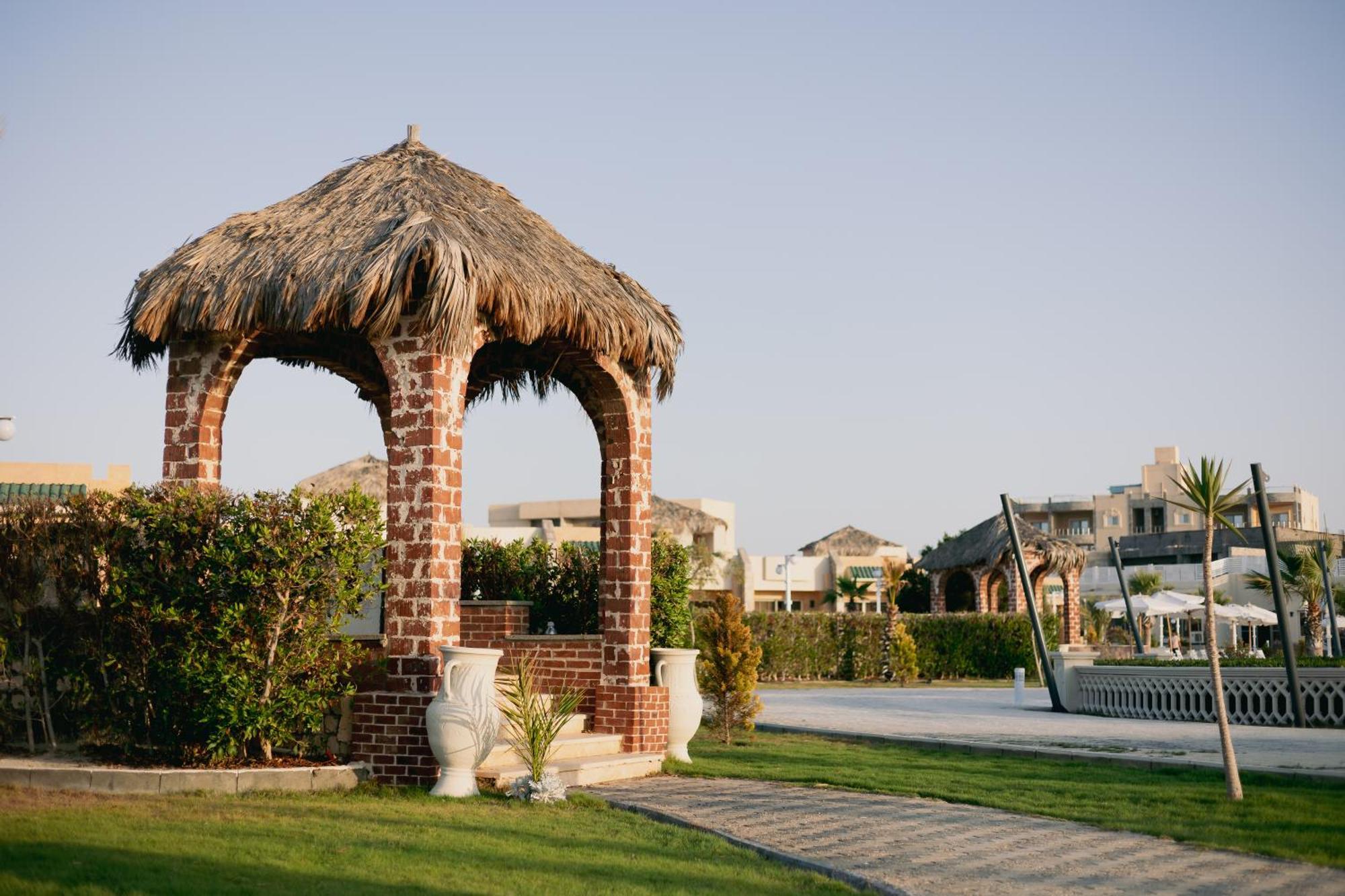 Grand Waha Resort Мерса-Матрух Экстерьер фото